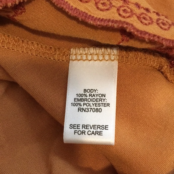 boho western style Cato top with bell sleeves - Picture 6 of 6